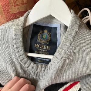 Morris sweatshirt  - Använd med bra skick 
