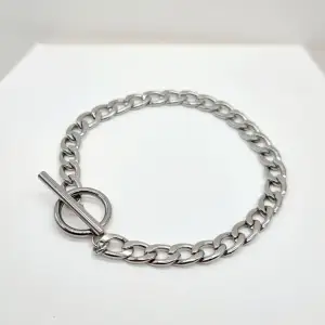Handgjort armband. Material- ● rostfritt stål *Armbandslängd: 20cm  