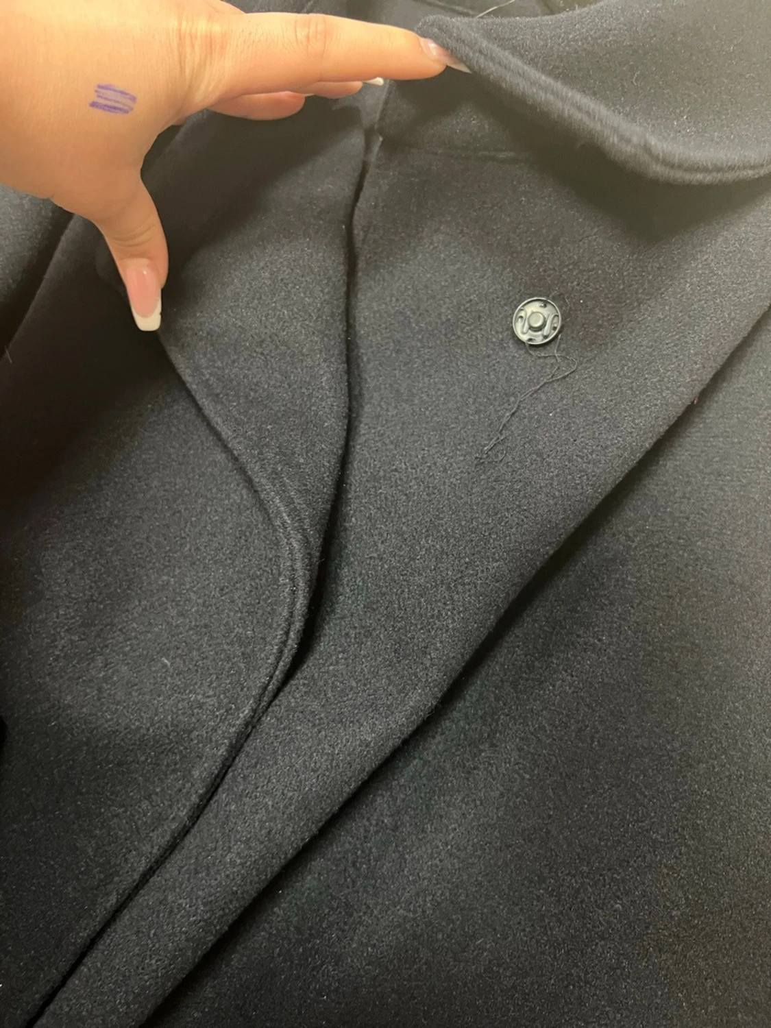 Svart cape-kappa med knytband - 1