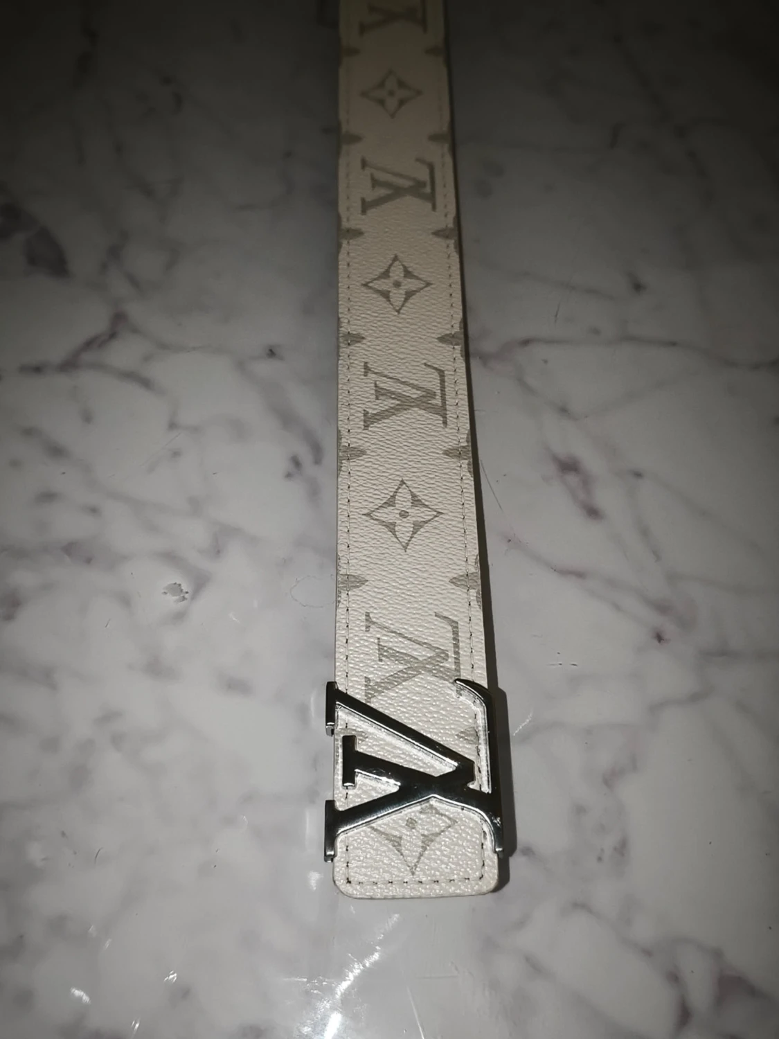 Vitt L designer bälte 115 - 3