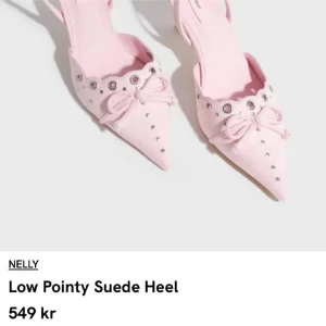 SÖKERRR Ljusa rosa klackar med rosett från Nelly - SÖKER DESSA I 38.