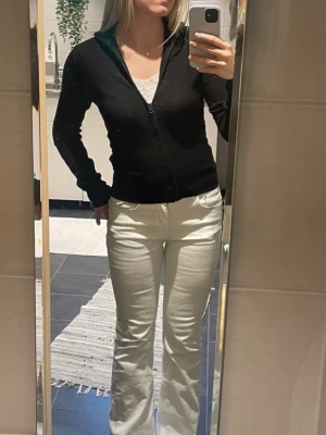 Kofta - Bilderna är screenade från mitt vites konto, därav lite sämre kvalitet men det är bara att skriva för fler bilder 