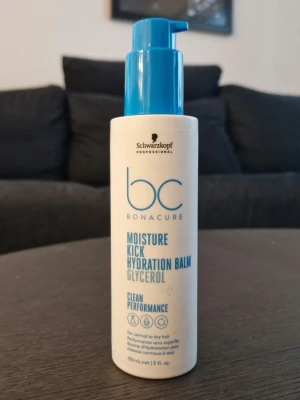 Schwarzkopf Professional Bonacure Leave In Balm 150ml - Köpt på Kicks för 280kr. Utan silikoner och vegansk. 