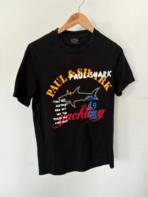 Paul & Shark T-shirt - Säljer en snygg tshirt från Paul & Shark. Bra skick!