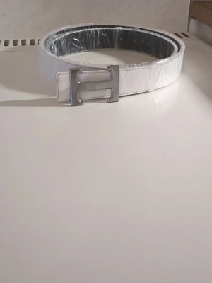 Bälte - Dm vid intresse