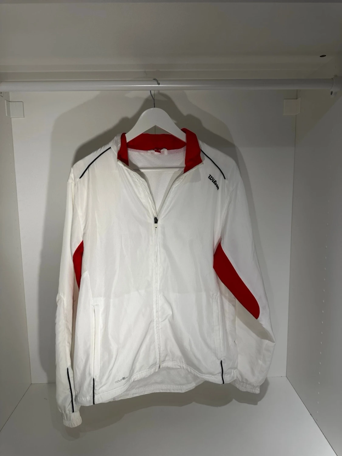 Vit röd jacka  - 1