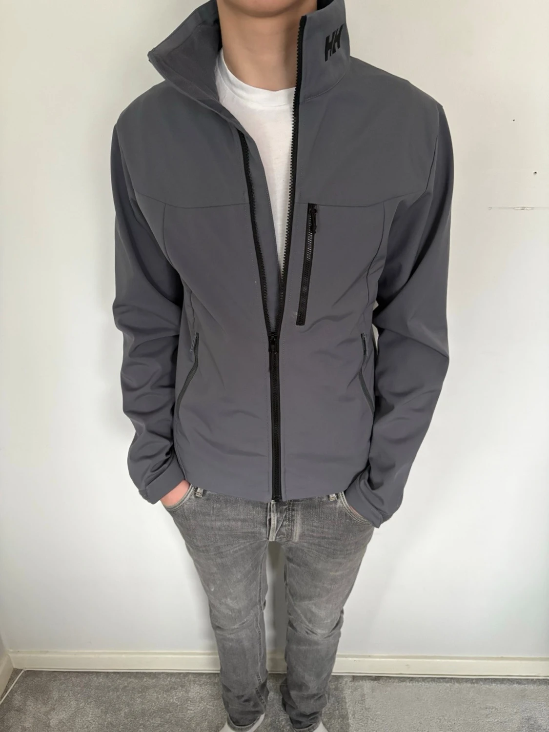 Grå vindjacka från Helly Hansen