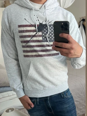 Concrete ink hoodie  - Nytt skick 