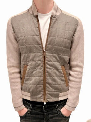 Gran sasso cardigan (NY med tags) - Tjena, säljer nu denna riktigt snygga gran sasso cardigan  i Stl 46 fits S/M. Den är i riktigt bra skick, perfekt nu i vår och sommaren, Nypris 4000✅Vid minsta funderingar så är det bara att höra av sig//Allt gott