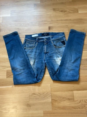 Replay jeans - Säljer dessa replay jeans i storlek 31/30