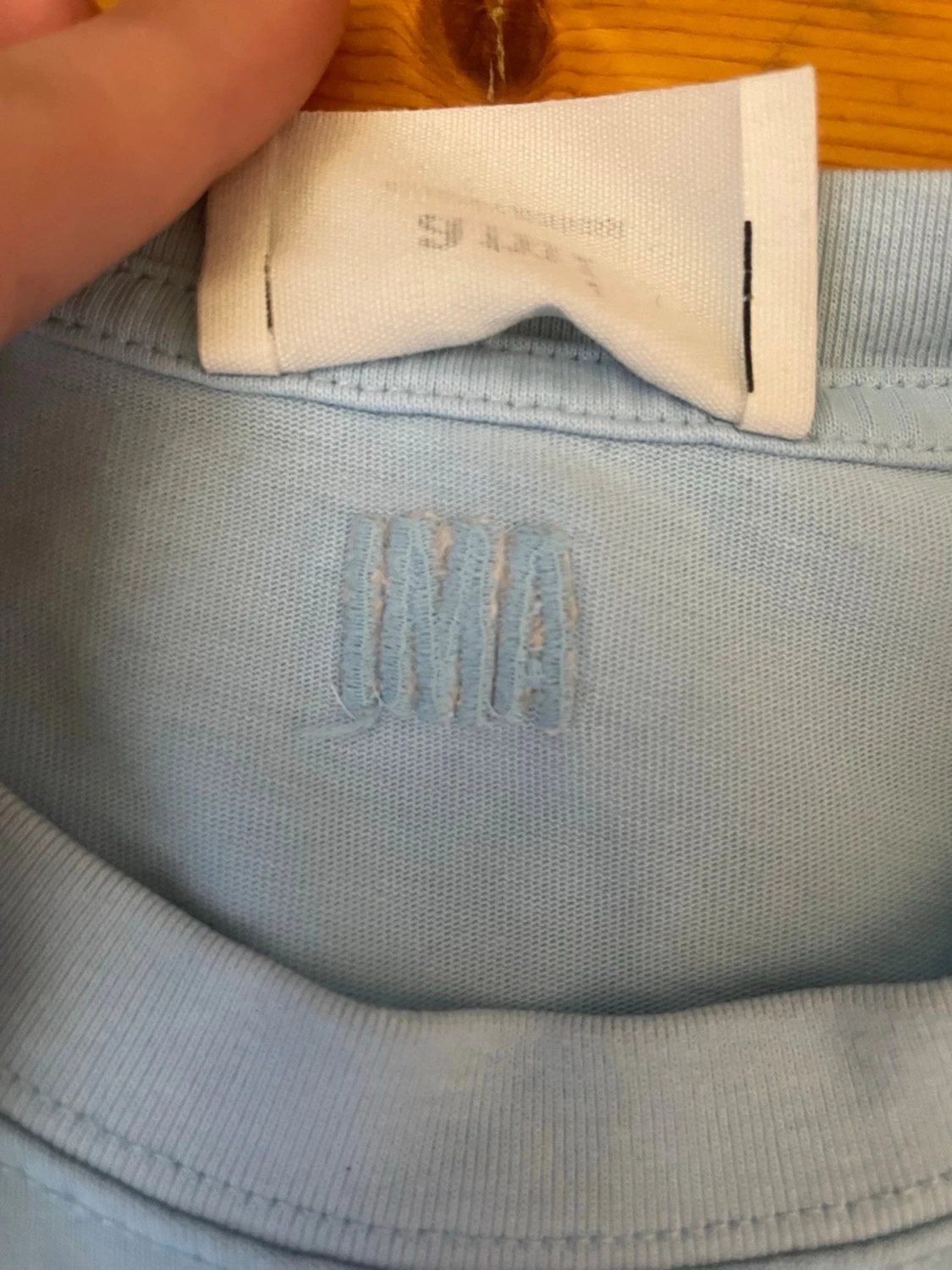 Ljusblå Ami Paris t-shirt med hjärtdetalj - 3