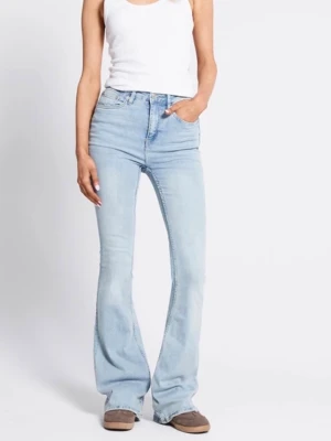 Ljusblå bootcut jeans från lager 157  - Snygga ljusblå jeans med bootcut-modell från lager 157. Använda 1 gång 