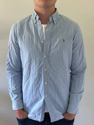Ralph Lauren Skjorta - - Condition: 8/10 - Color: Blue - Size: M
