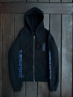 Chrome Heart Hoodie - Storlek M                                                                 Passar även L                                                                    Inga tecken på användning                                          Sällsynt                                                                               Pris ej hugget i sten :) 