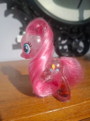 Mlp Pinkie pie water cutie - Fin kondition men torr svans. Kommer med freebies.