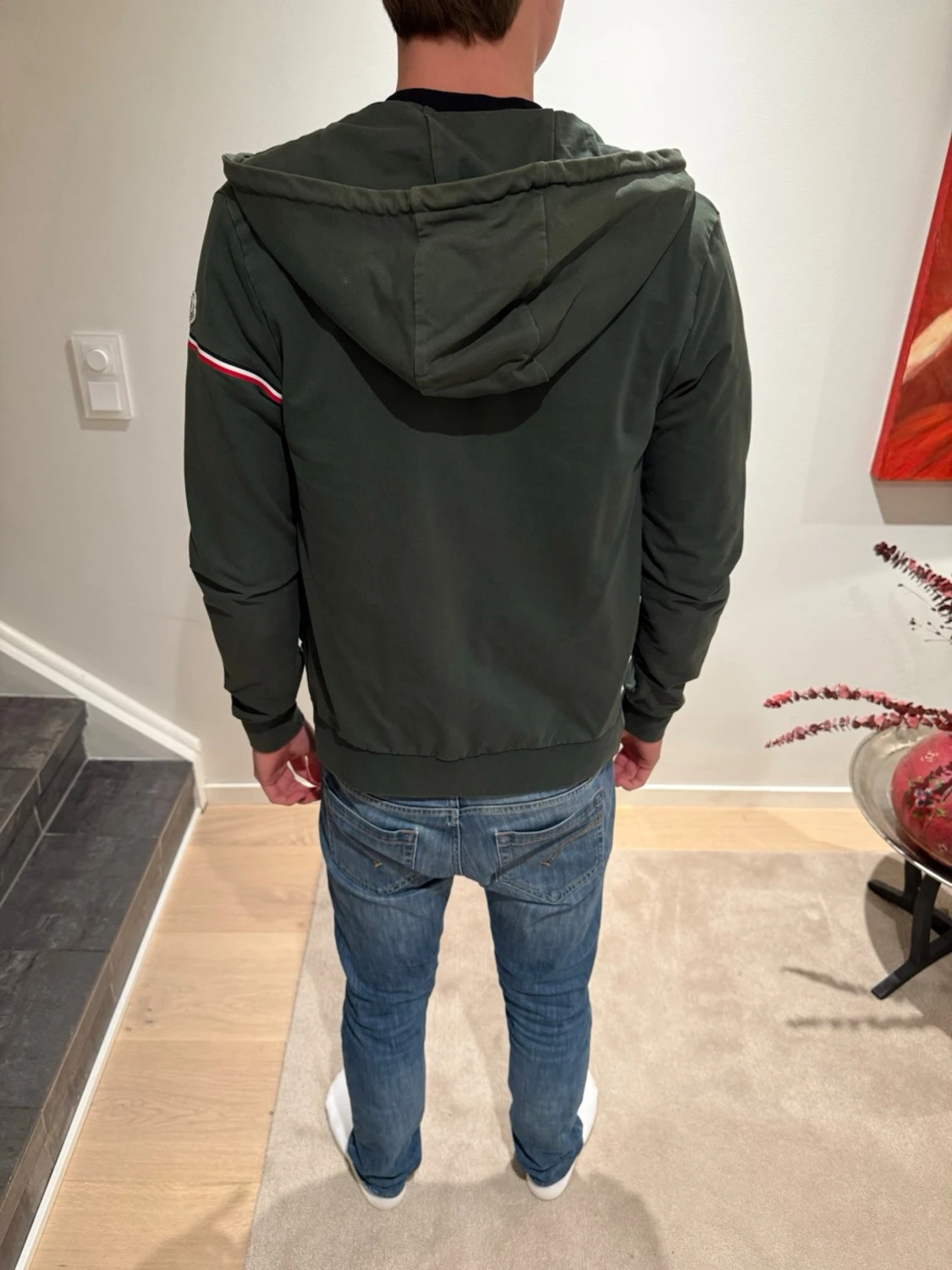 Mörkgrön hoodie från Moncler