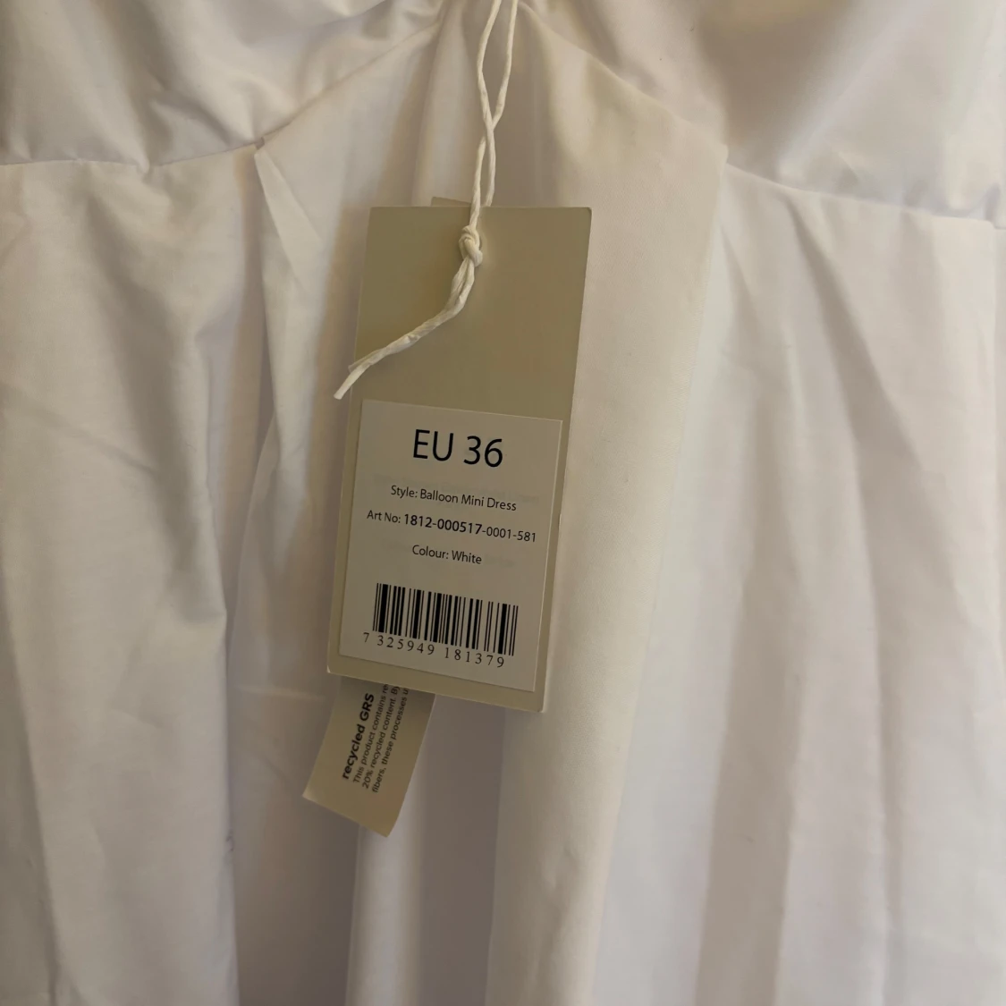 Vit ballongklänning - 3