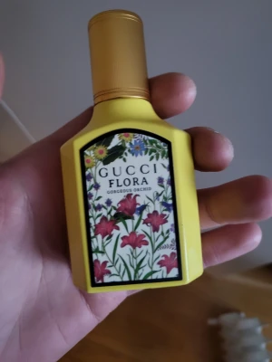 Gucci Flora Gorgeous Orchid parfym 30 ml - Nästan helt full, inte använd mycket alls 