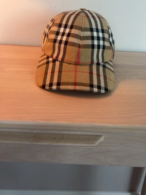 burberry keps  - Snygg keps från Burberry 