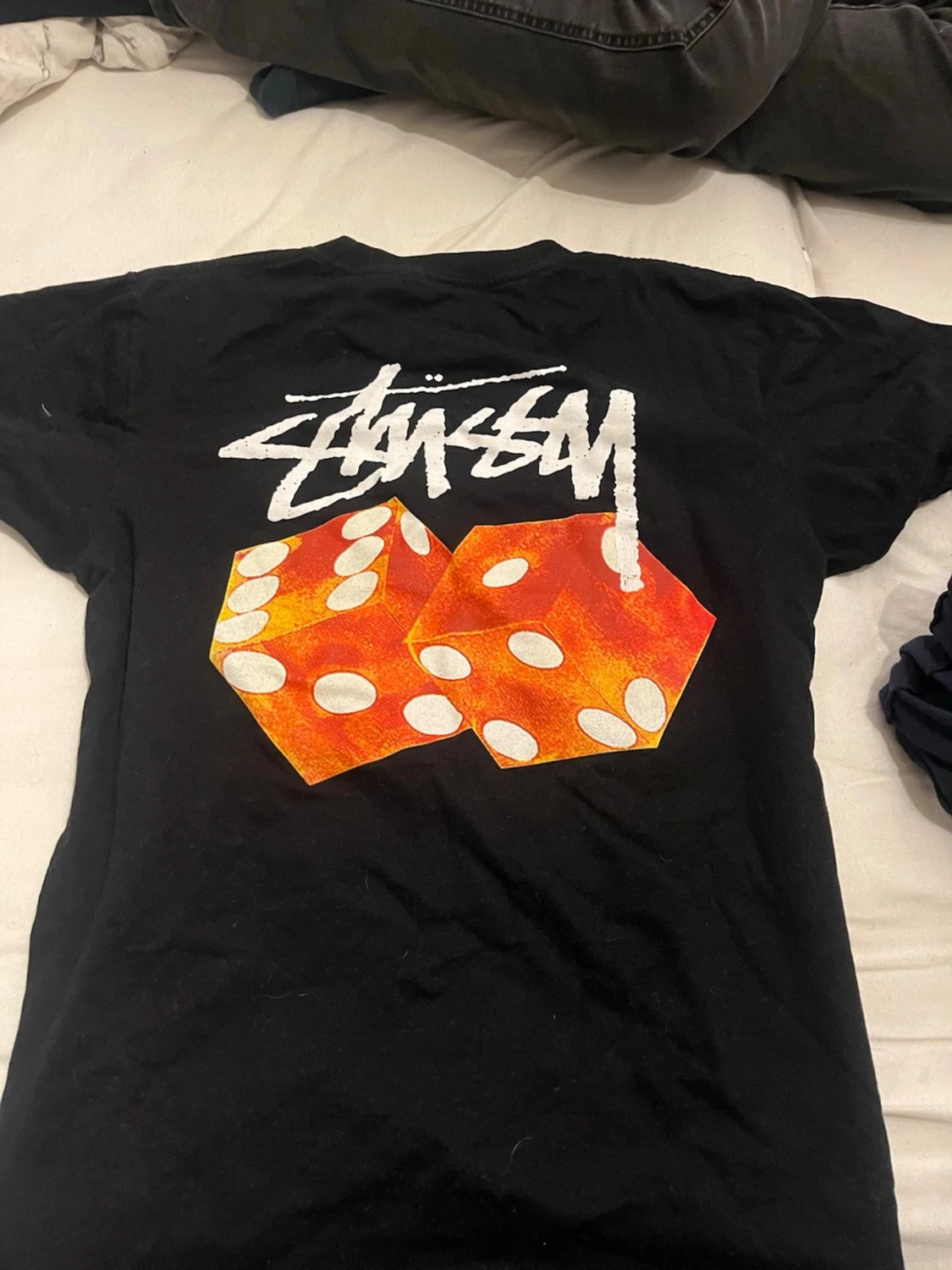 Svart Stüssy t-shirt med tärningsmotiv - 1