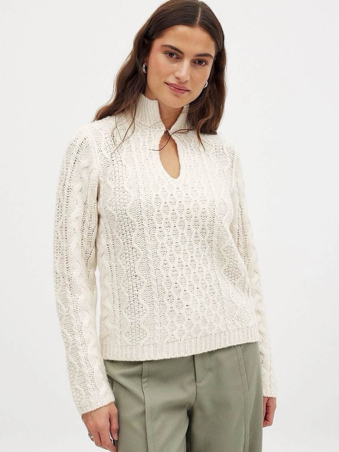 Vit kabelstickad tröja 