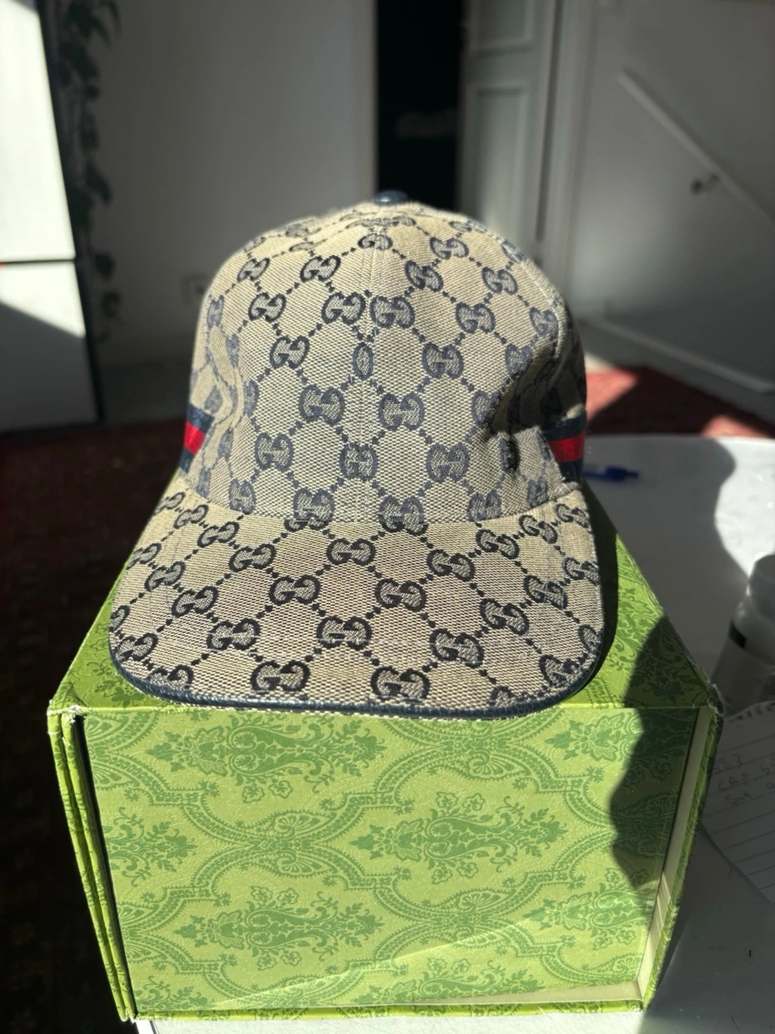 Gucci beige GG monogram keps