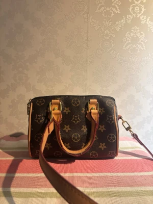 Fin väska från spanien  - jätte fin