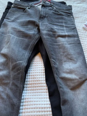 HUGO jeans - Hugo boss jeans, går ej få tag på längre