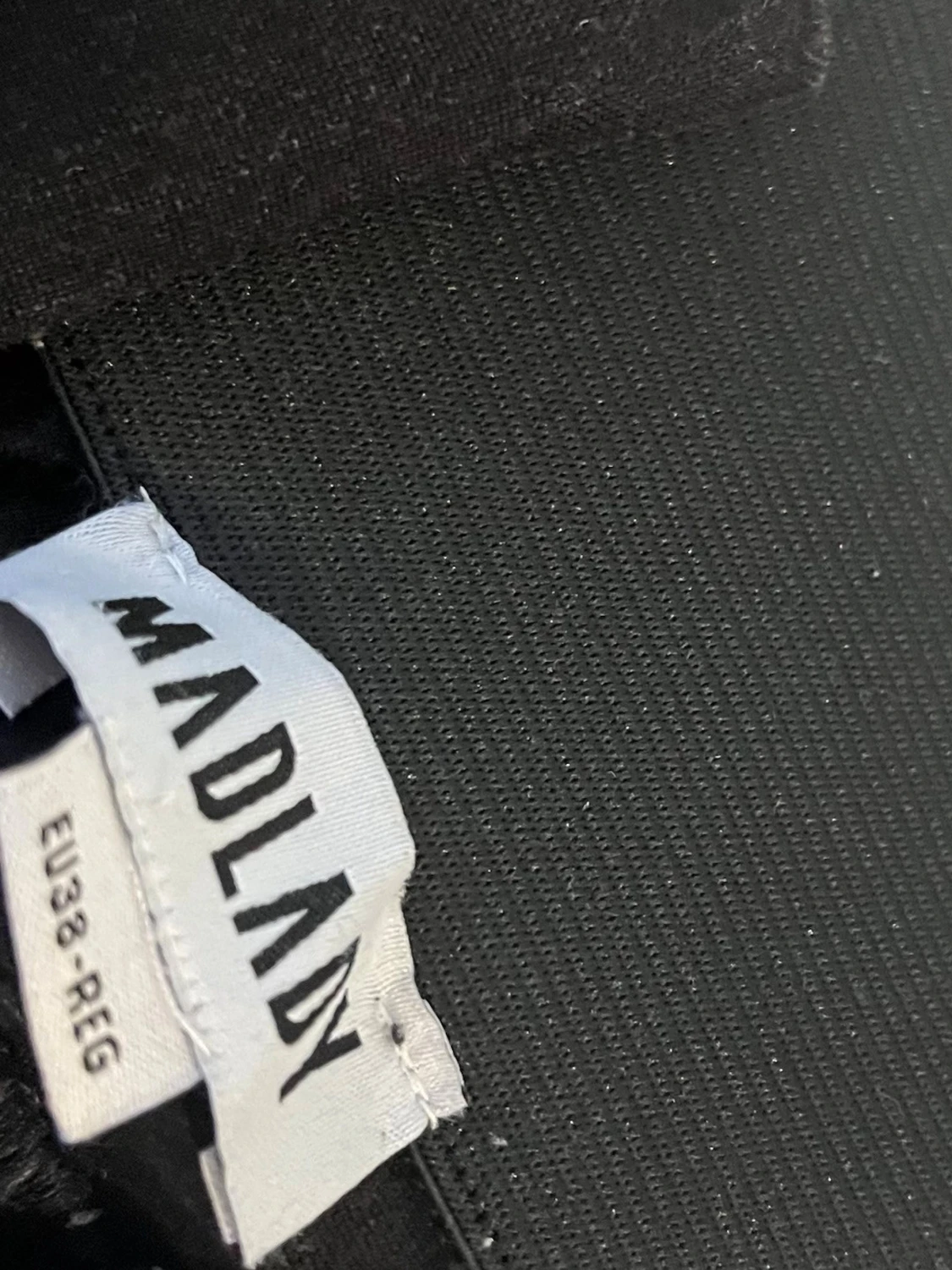 Svarta vida byxor med fickor - 2