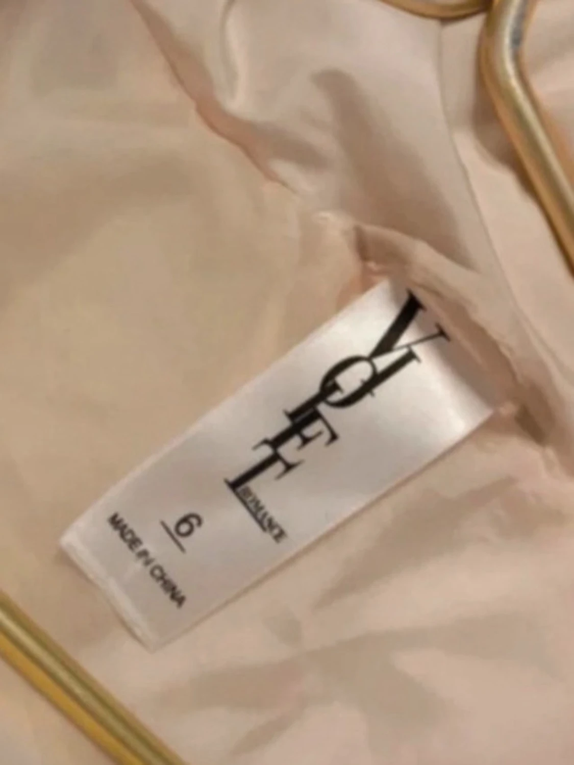 Ljusbeige lång dunväst  - 1