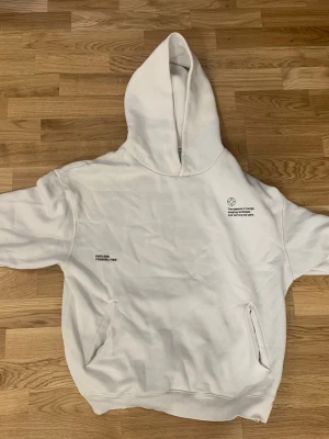Zara Hoodie - Fin vit hoodie