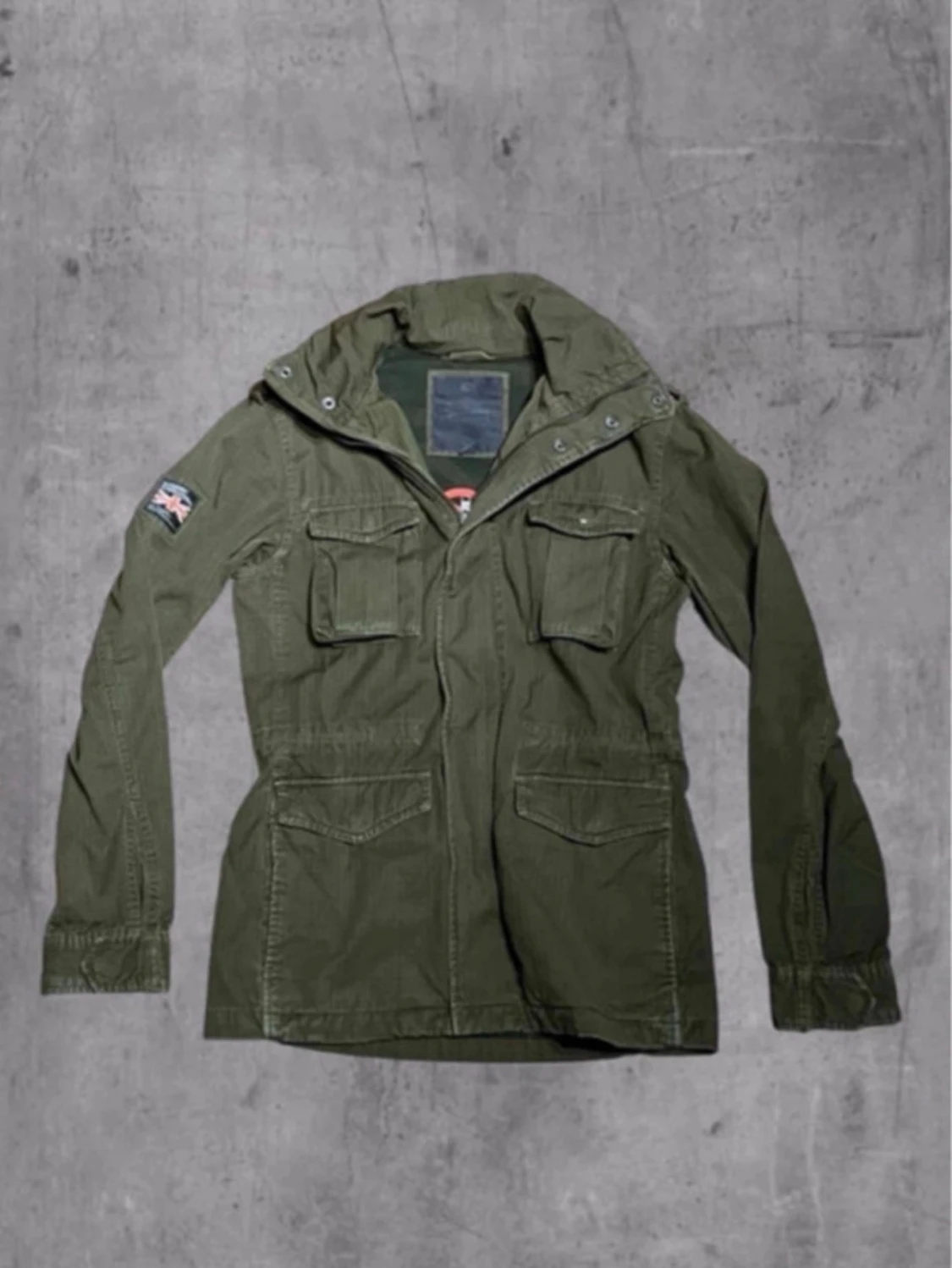 Olivgrön parkas från Superdry