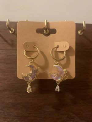 Elira Voss örhängen - Nya och oanvända