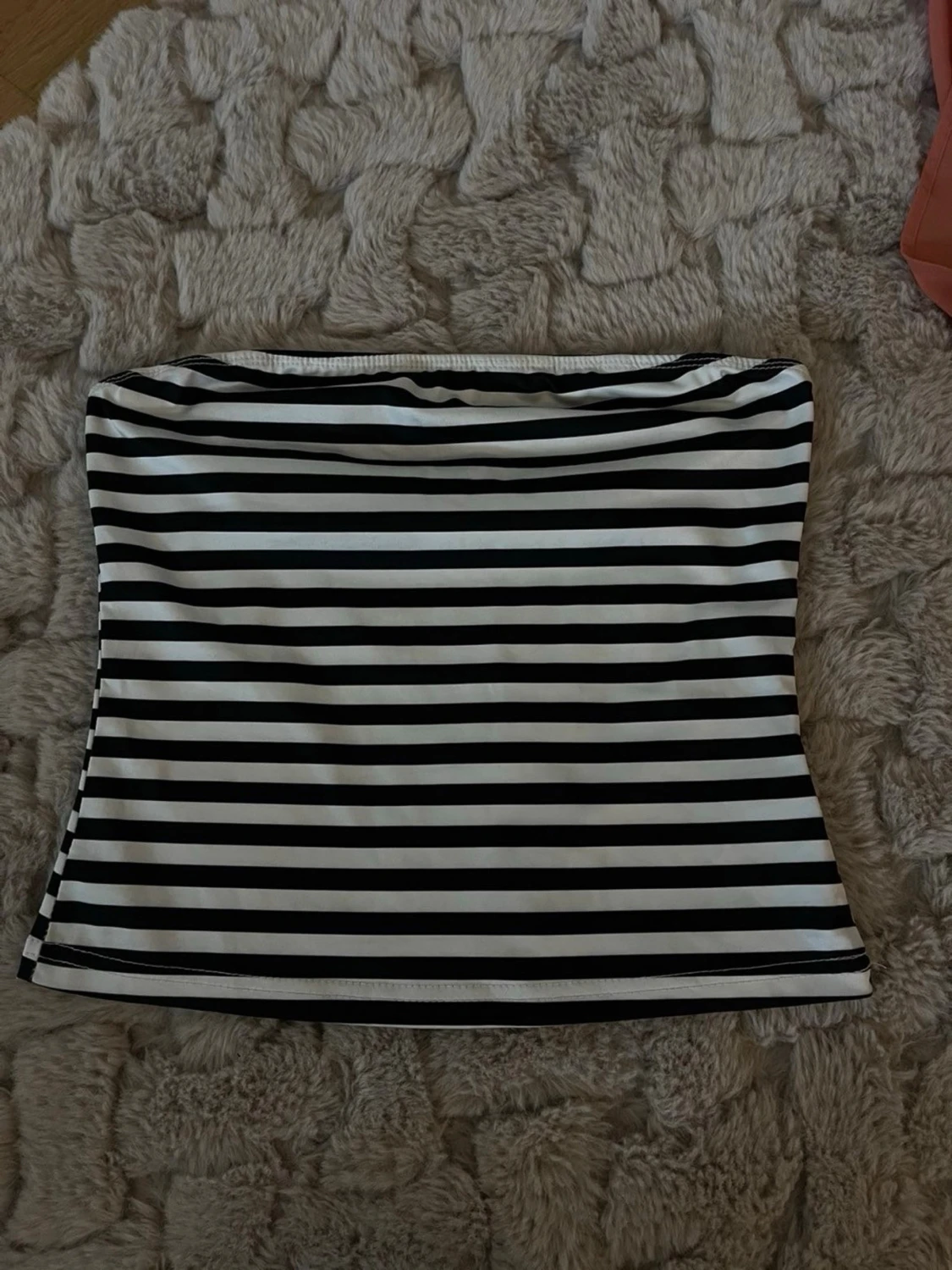 Randig svartvit tubtopp