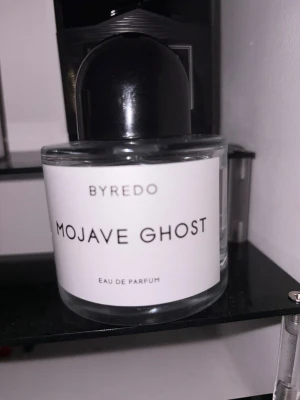 Byredo mojave ghost - Nästan helt oanvänd. Kommer med full presentation. Är öppen för byten!