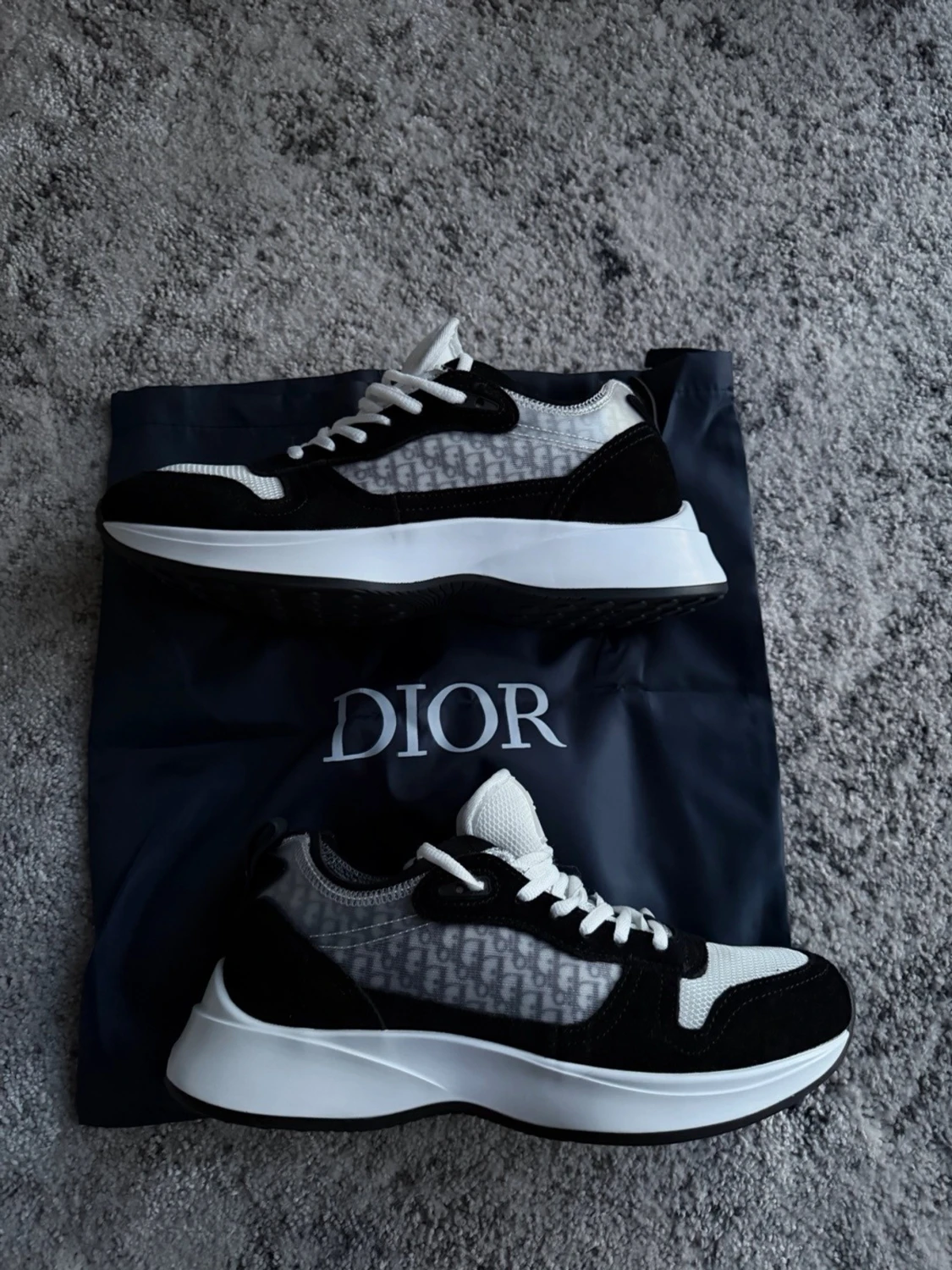 Svarta och vita Dior sneakers - 2