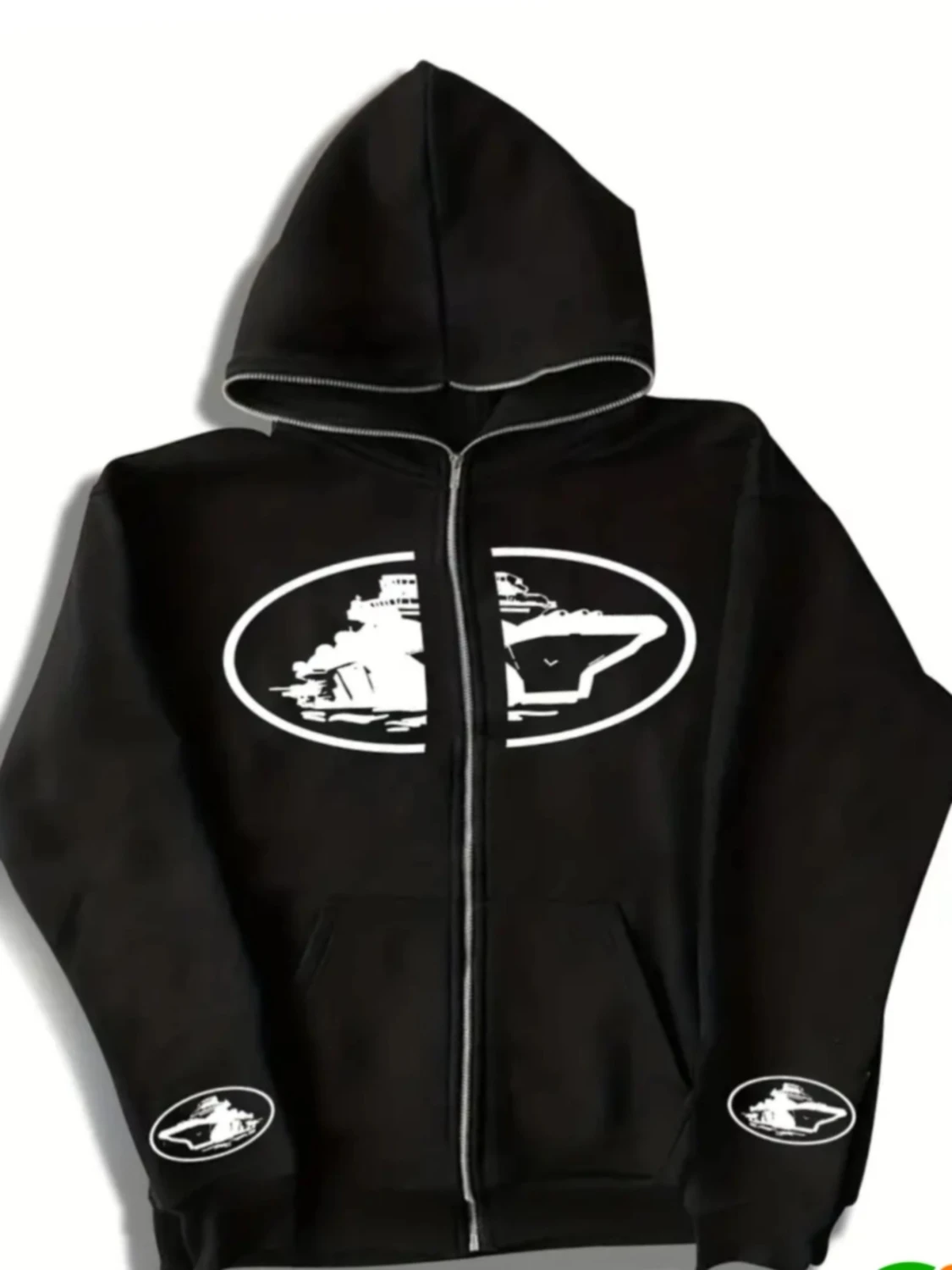 Svart hoodie med skeppstryck