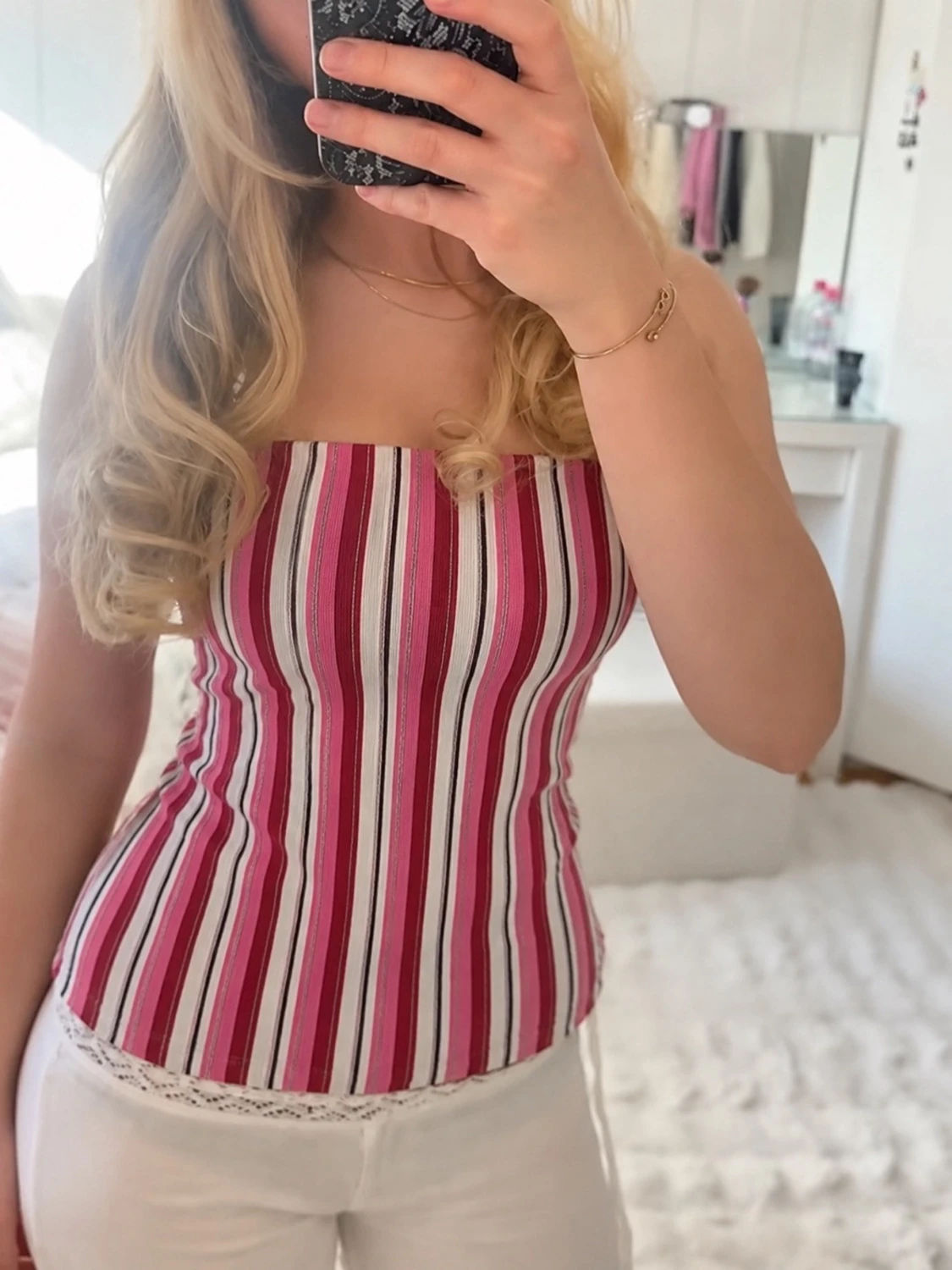 Handsydd tröja