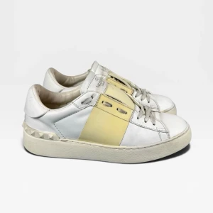 Valentino Open | 35.5 - Valentino Open sneakers | Grymt skick | Storlek 35.5 | Endast skorna ingår | #36