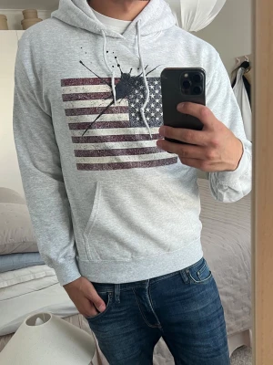 Concrete ink hoodie  - Nytt skick 