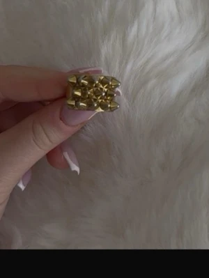 Edblad ring - Edblad ring med nitar 