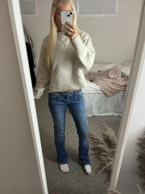 ltb jeans - Säljer mina ltb jeans då dom ej kommer till användning, W25 L30 💕💕 hör av er vid frågor!!