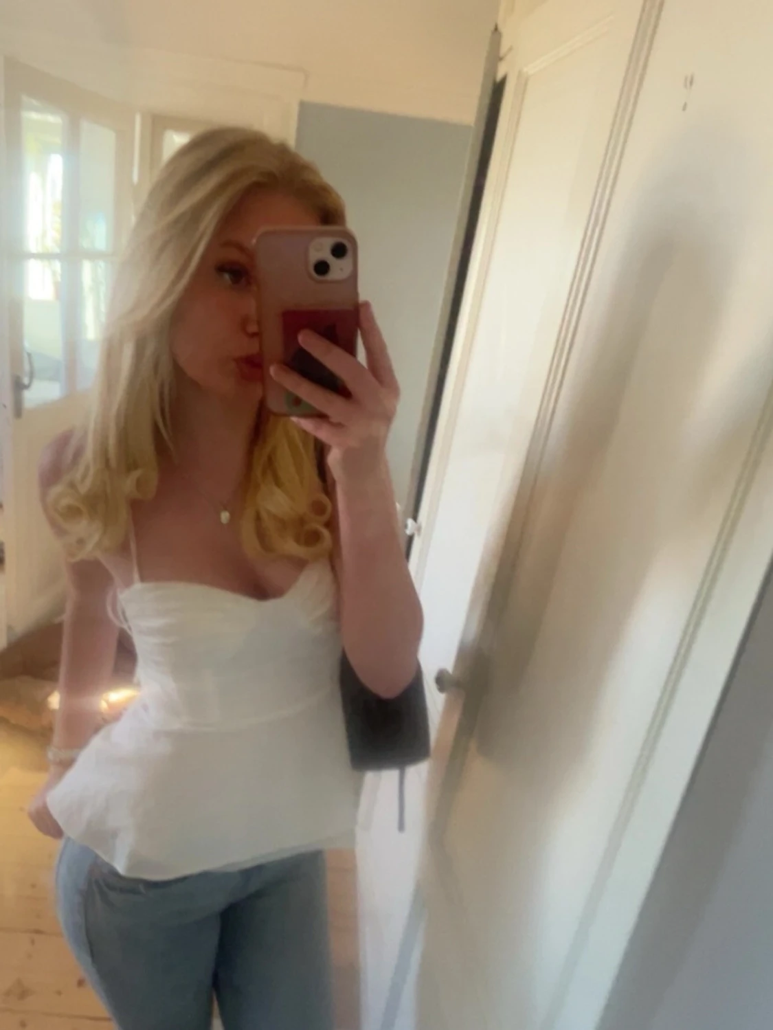 Vit linnetopp med knytband - 1