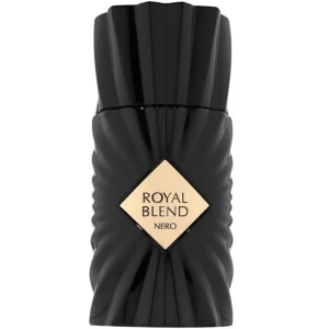 Royal Blend Nero parfym - Royal Blend Nero parfym i en svart, vågformad flaska med en guldfärgad etikett framtill. Flaskan har en modern och lyxig design som sticker ut på hyllan. Perfekt för dig som gillar eleganta och unika doftflaskor. 83/100 kvar