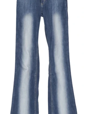 Cheap Monday jeans  - Byter mina nya  cheep monday jeans, köpte dom från sellpy för 300kr ser minimalt att dom är andvända , nästan som nya, byter gärna med ett par som har större midje bredd då dessa var för små i midjan. Jag är 158 å dom passade nästan i längden. Lite för små där med, byter mot ett par lika dans eller annat märke! Hör av er !!! 