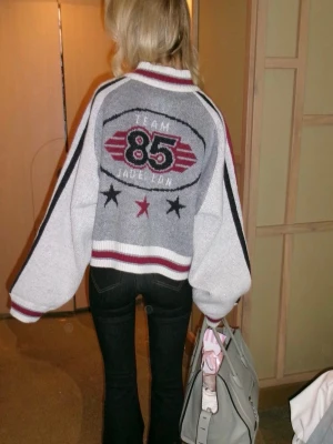 Jacka från Jaded London - Så snygg jacka/kofta från Jaded London. 