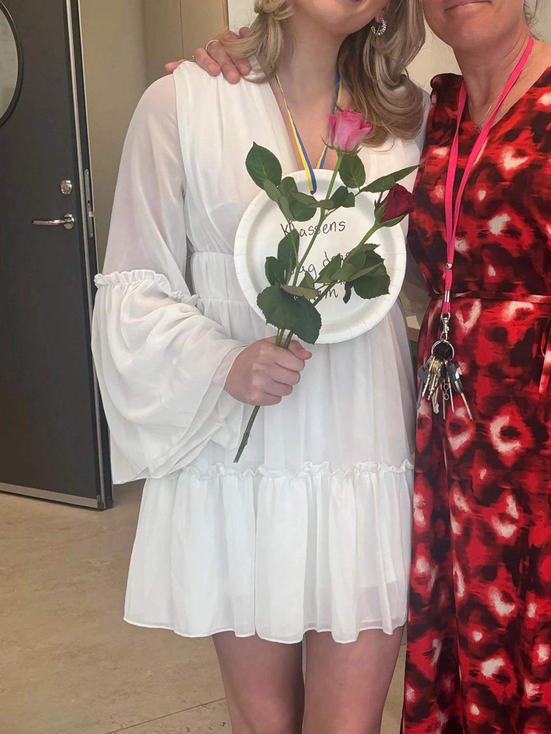 Vit klänning med volanger - 2