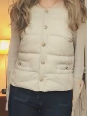 Busnel - Snyggaste cardigan jackan från busnel! I ull och dun🥰