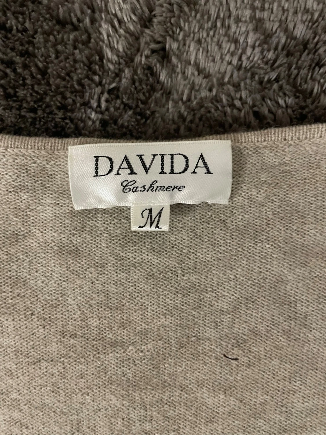 Beige kofta från Davida - 3