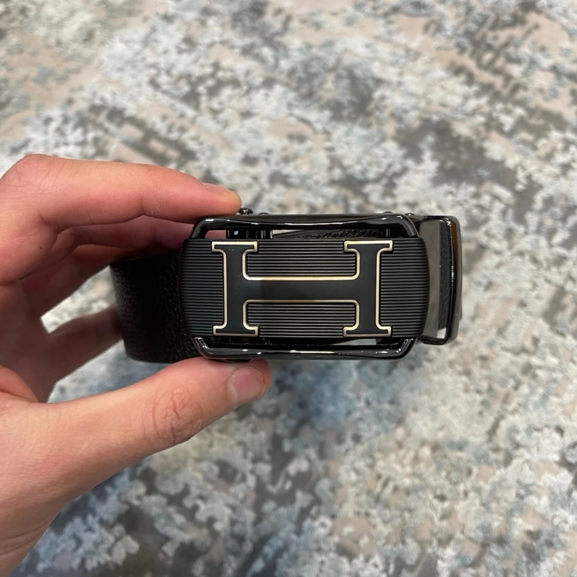 Läderbälte med automatiskt spänne – justerbar längd  - 1